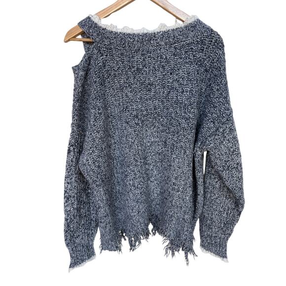 Wildfox Marled Soft Chunky Knit Distressed V-Neck Sweater with Fringe size M - Picture 4 of 10